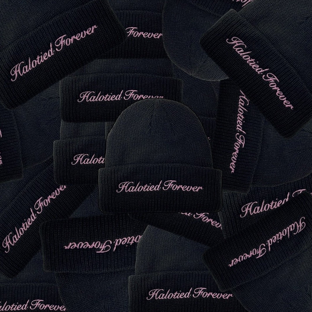 Halotied Forever Beanie (pink)